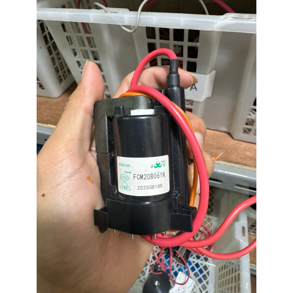 playback tv polytron FCM20B061N original