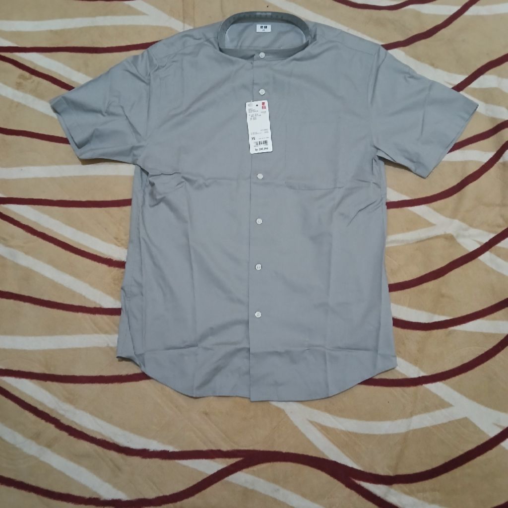 Kemeja Uniqlo Abu Size XS 100% Ori Store Uniqlo