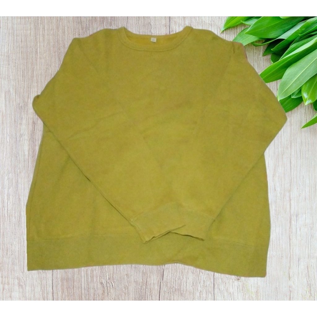 CREWNECK POLOS HIJAU