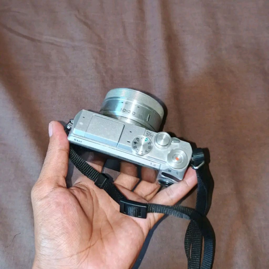 Kamera Nikon 1 J 5