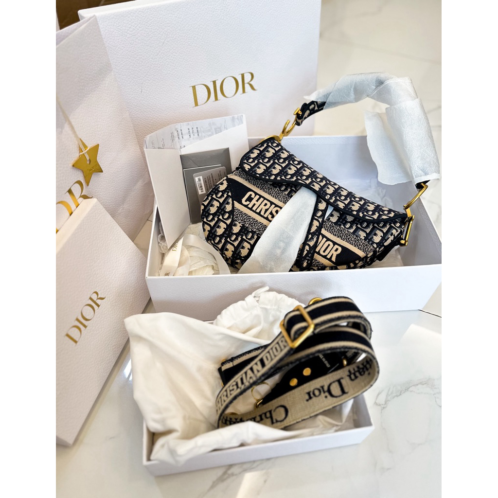 Dior saddle medium 2022 like new
