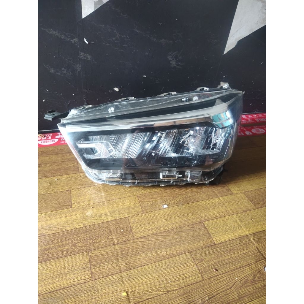 headlamp daihatsu rocky original
