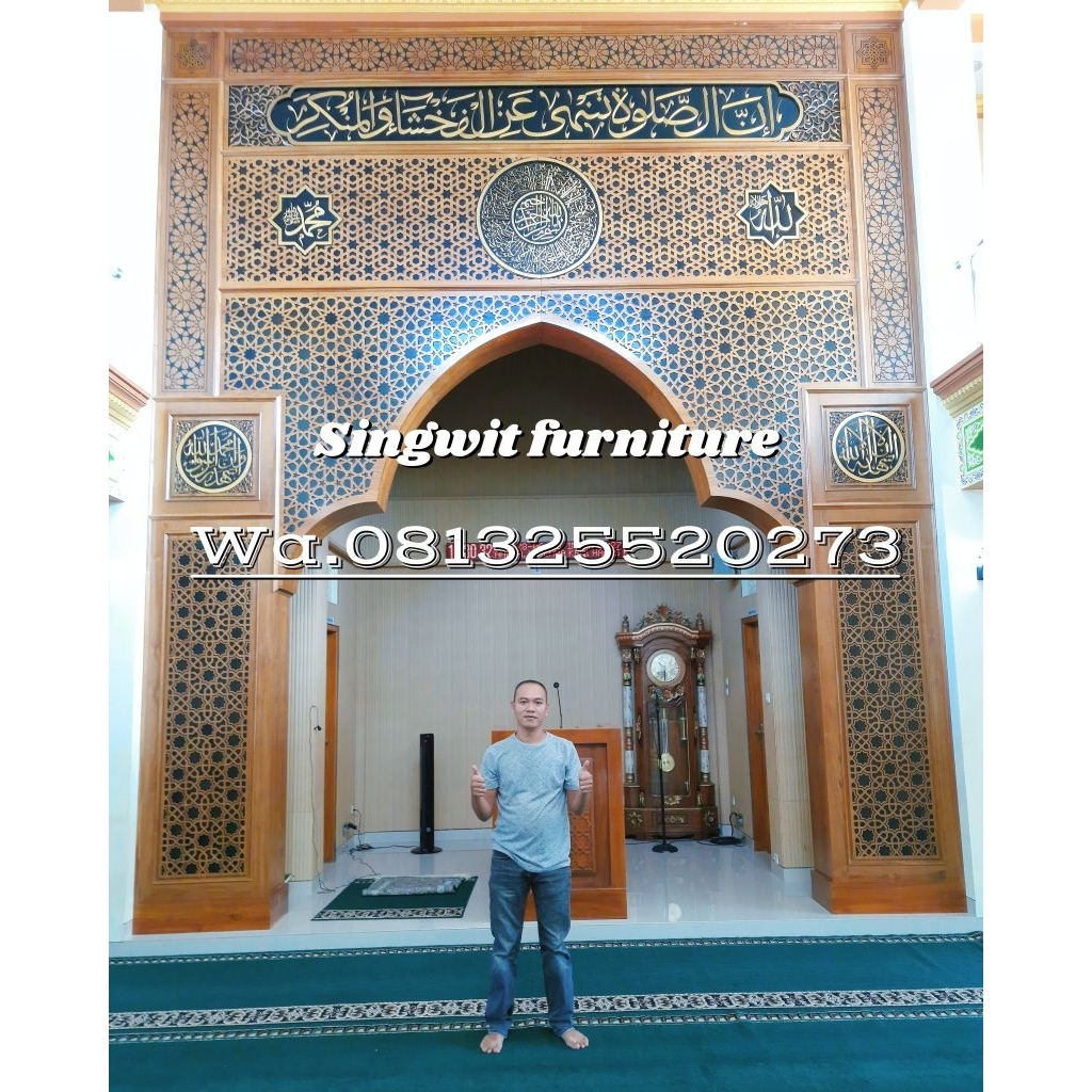 Mihrab Masjid Kaligrafi Kayu Jati