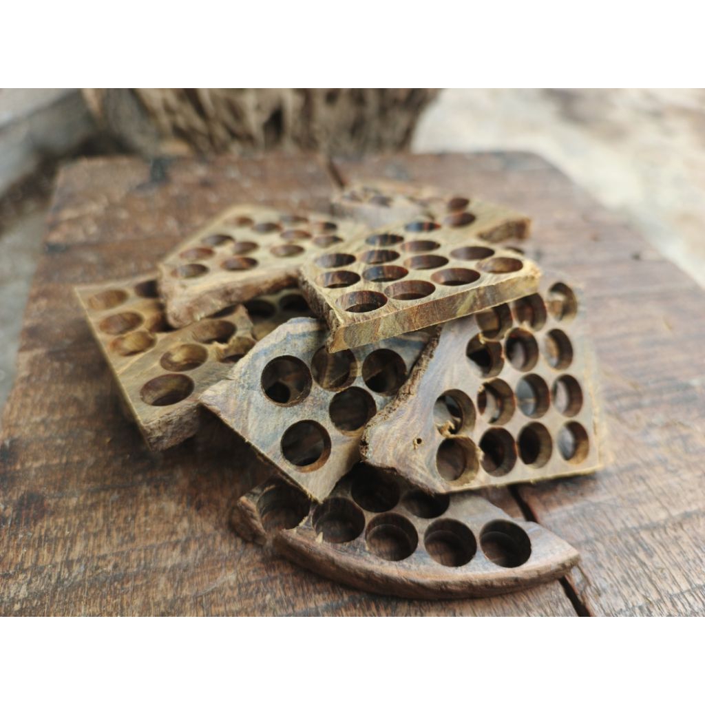 KAYU GAHARU / CHIP BAHAN DUPA BUKHUR