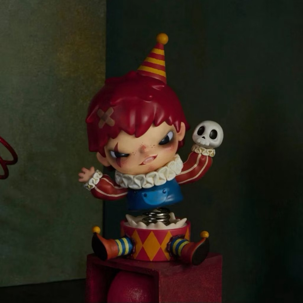 Popmart Hirono Monsters’ Carnival Figure