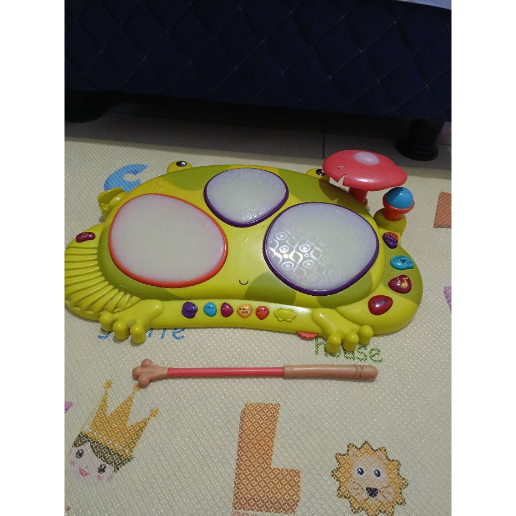 b toys elc ribbit tat tat mainan drum anak preloved