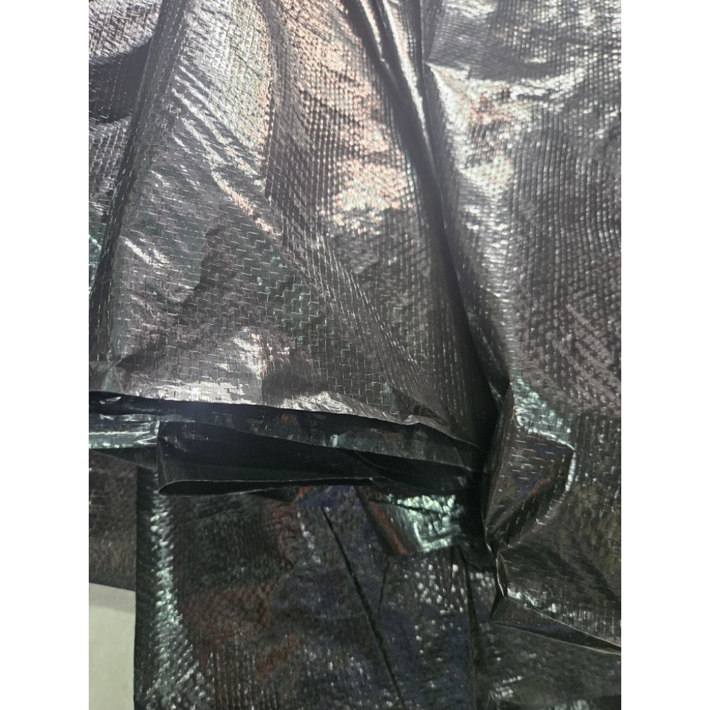 Terpal plastik A5 warna (Hitam)