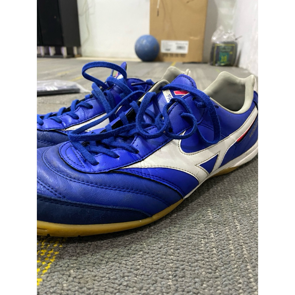 Sepatu Futsal Mizuno Morelia