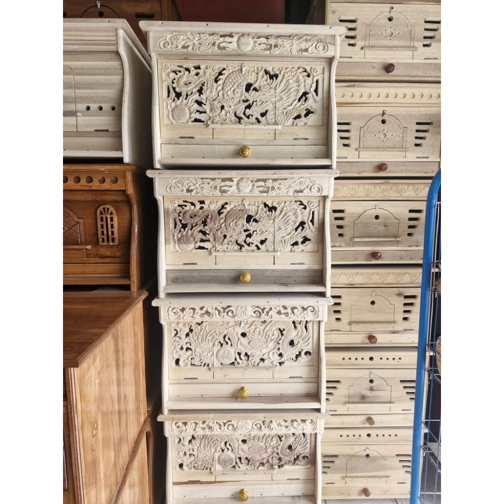 Gupon ukir mentahan bahan tisuk model lengkung pinggir