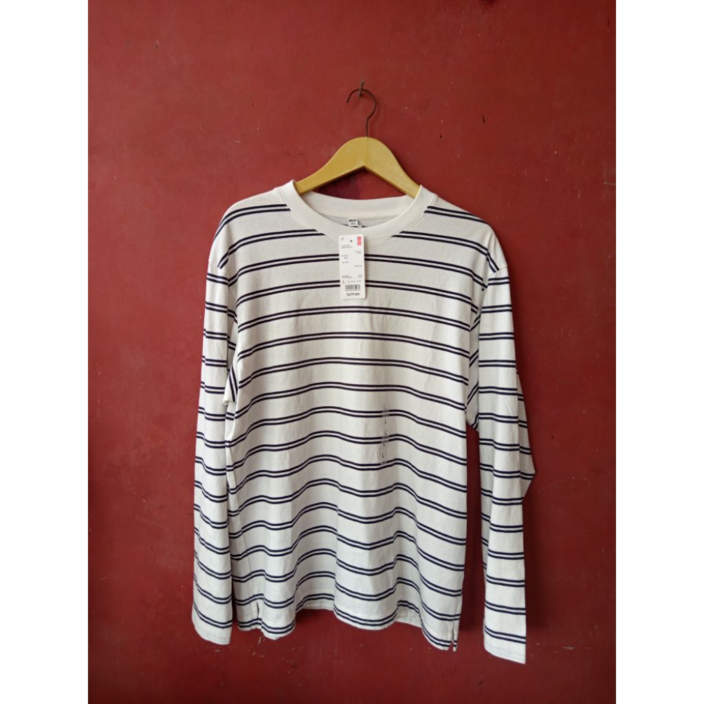 T SHIRT GARIS LENGAN PANJANG UNIQLO