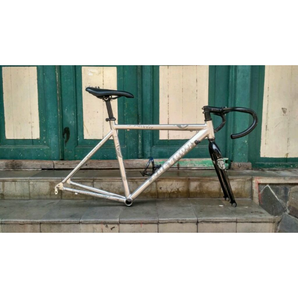 frame polygon trexia roadbike