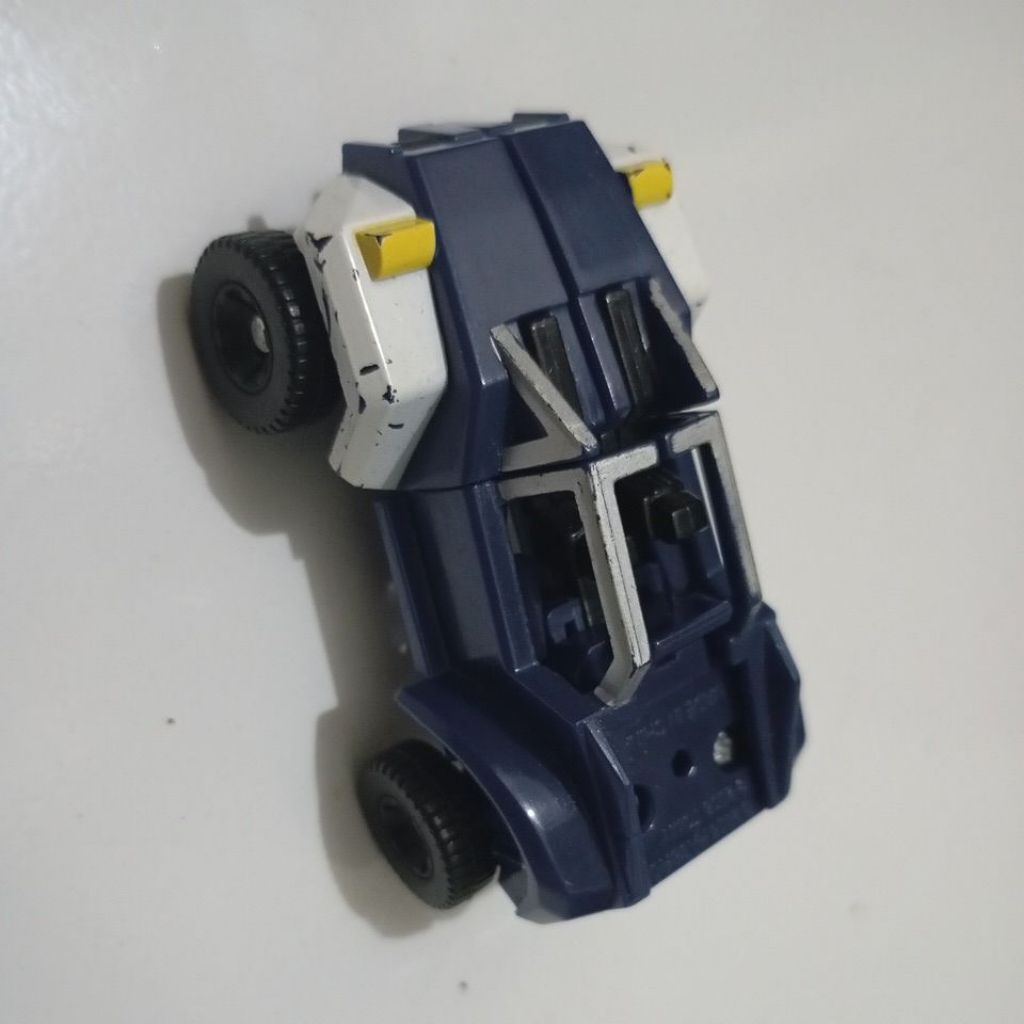 transformers beachcomber - legend class