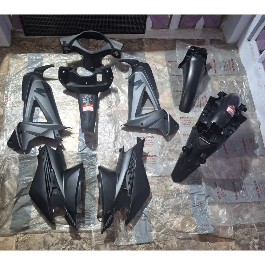 Cover body bodi set fullset kasar Honda revo 100 revo100 lancip jarum original ahm honda spakbor dep