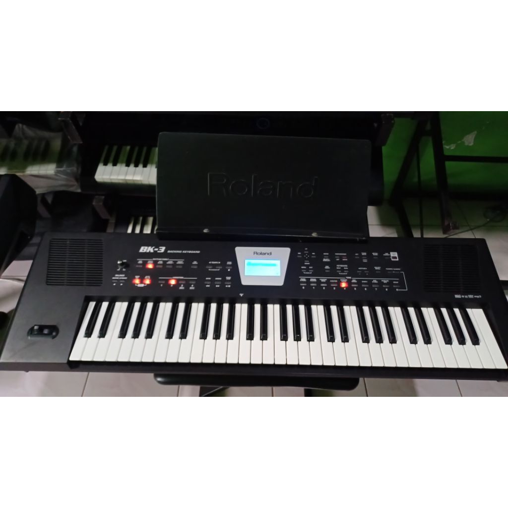 keyboard Roland BK3