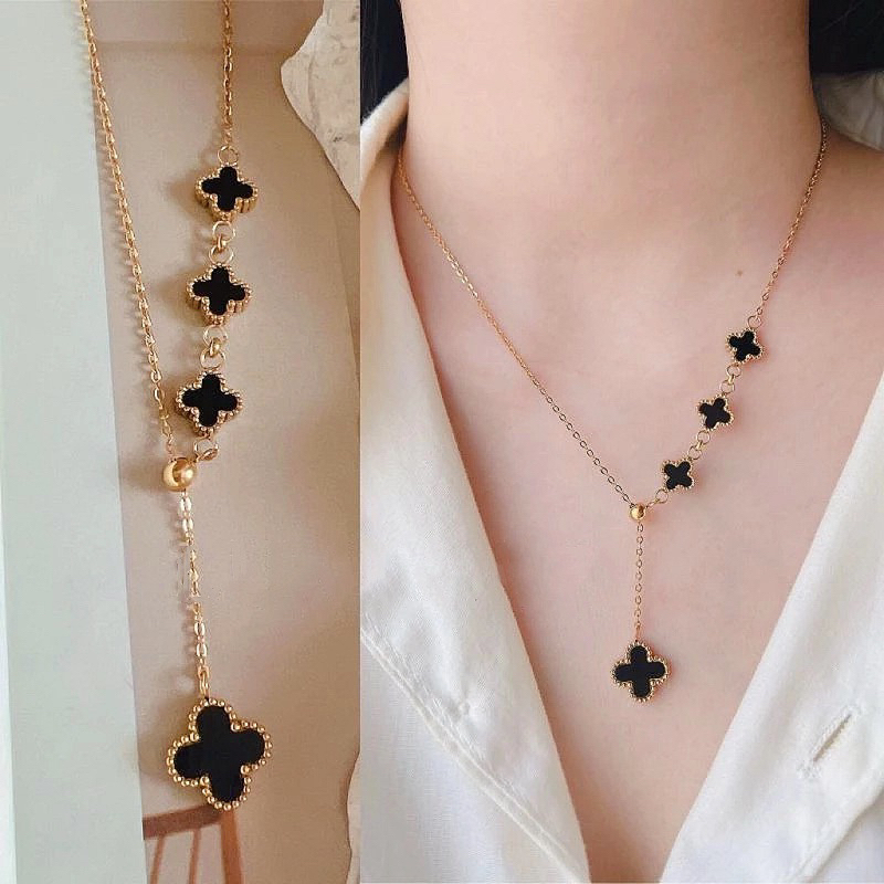 Kalung Perhiasan Emas Titanium Wanita Clover Serut / Kalung Serut Model Juntai Terbaru 2025