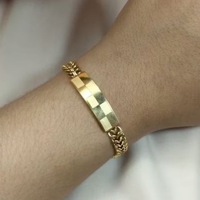 Gelang rantai plat kotak-kotak warna gold | Titanium