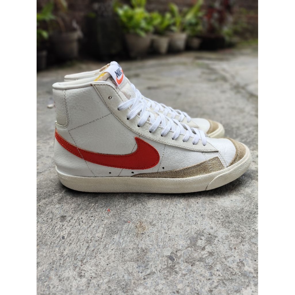 Nike Blazer Mid '77 Vintage White Mantra Orange