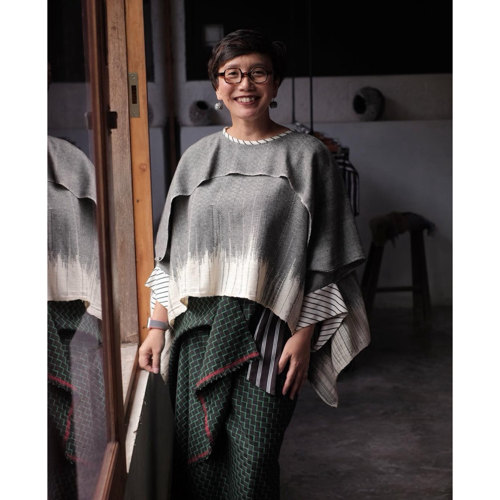 LULU LUTFI LABIBI - Tops