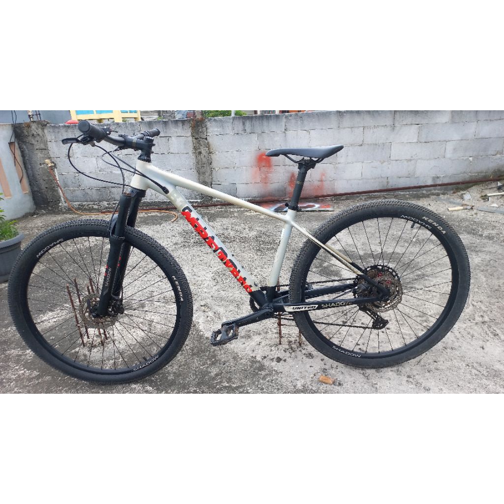 United SHADOW NAGATO 29er