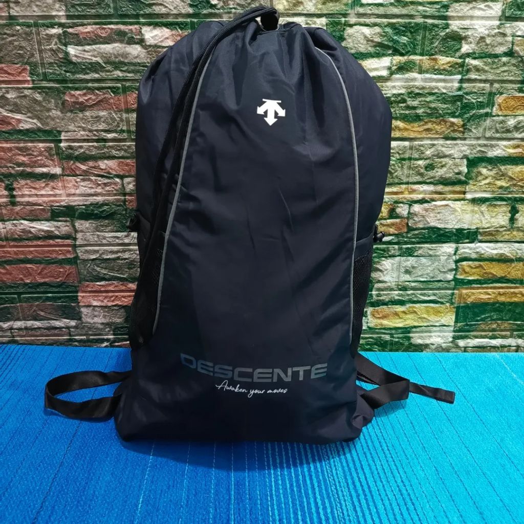 Tas ransel DESCENTE casual bagus