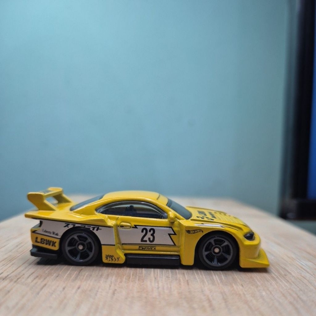 HOT WHEELS LB SUPER SILHOUETTE NISSAN SILVIA S15 LBWK KUNING