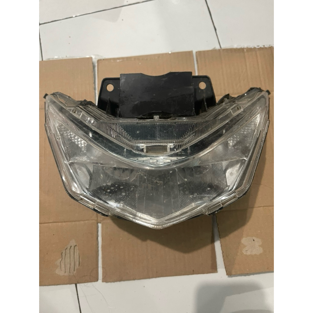 lampu depan led beat 2022-2024 reflektor beat deluxe beat street