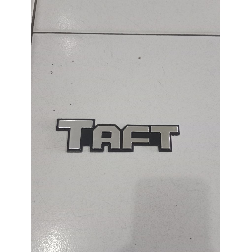 Emblem Mobil Daihatsu TAFT