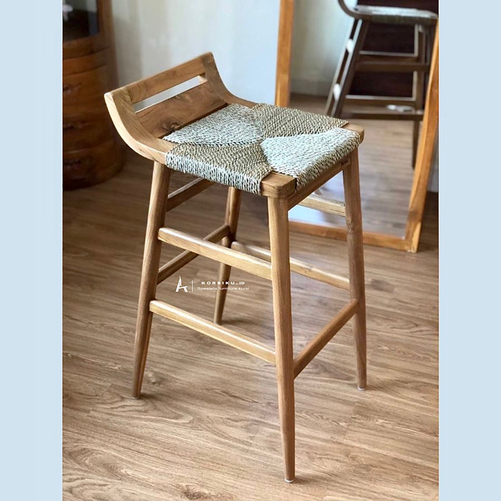 Kursi bar cafe Kursi bar island Kursi bar dapur Kursi bar kayu jati Kursi bar tinggi