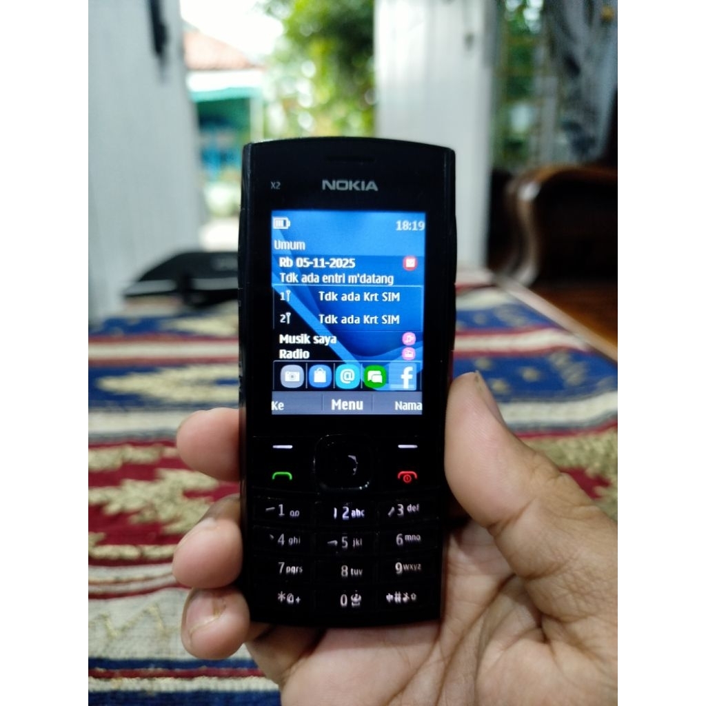 NOKIA X2 02