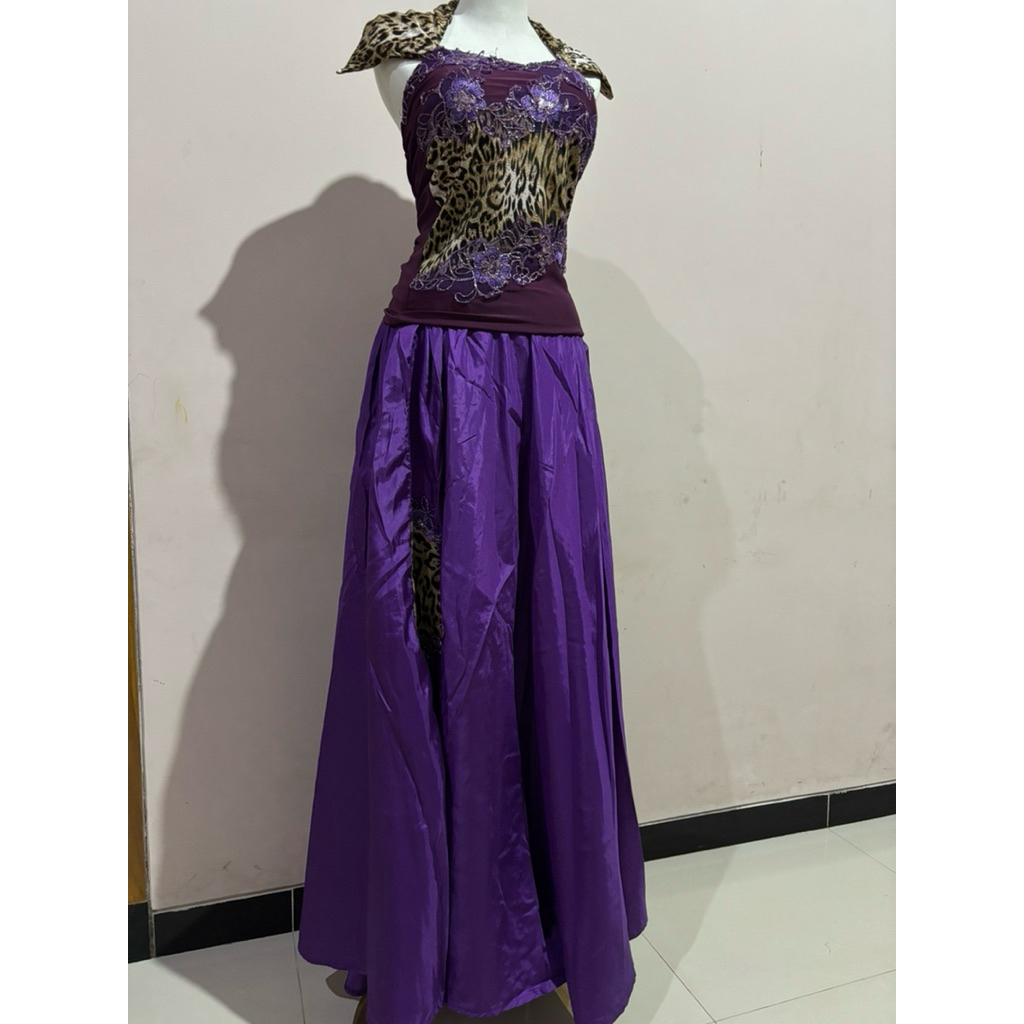Gaun penyanyi preloved / second