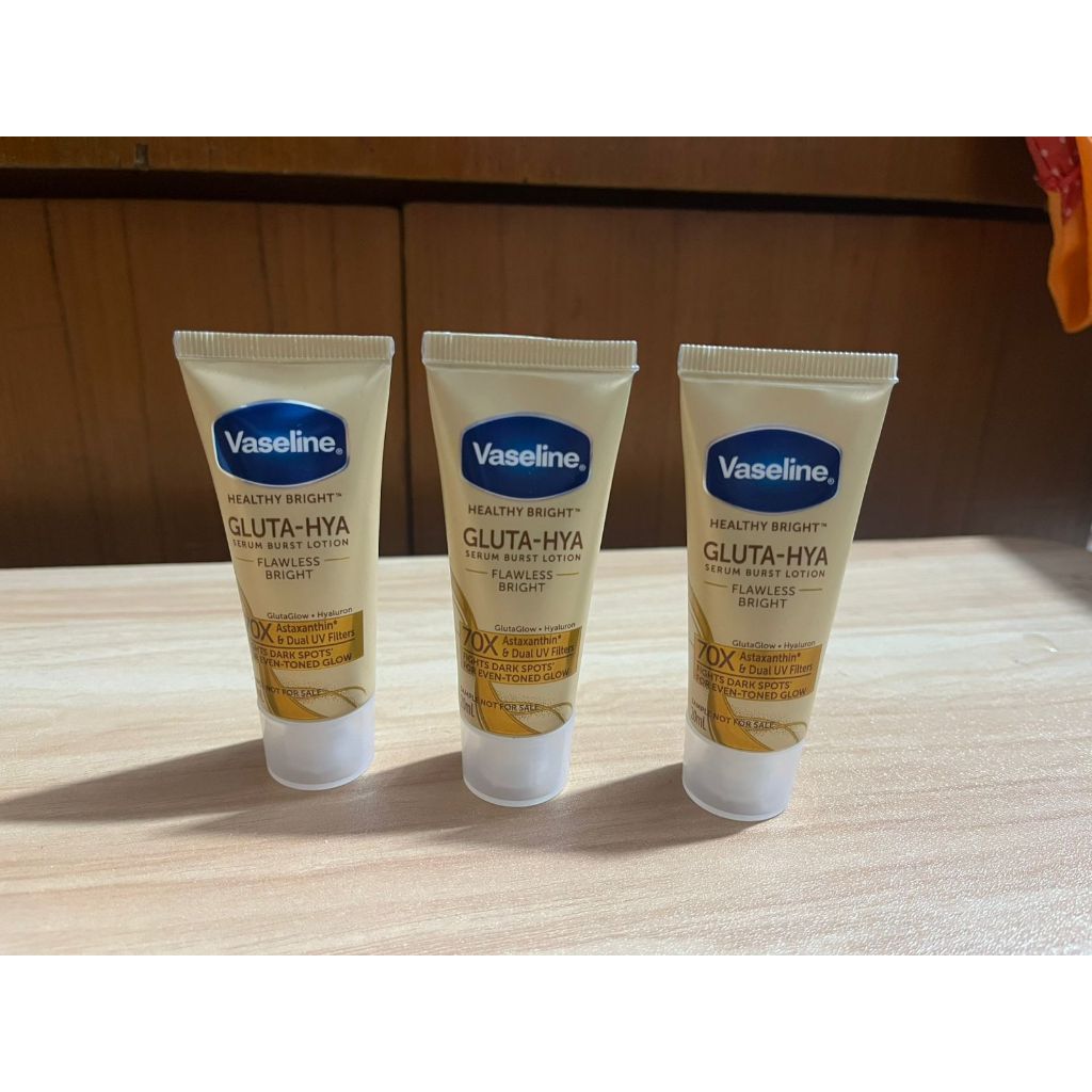 Vaseline Serum Burst Lotion / Gluta Hya Mini 20ml