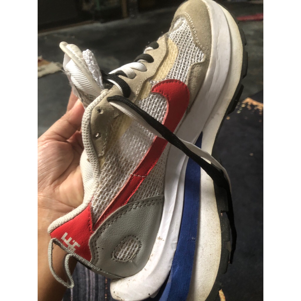 Sepatu Running Nike size 37 Second