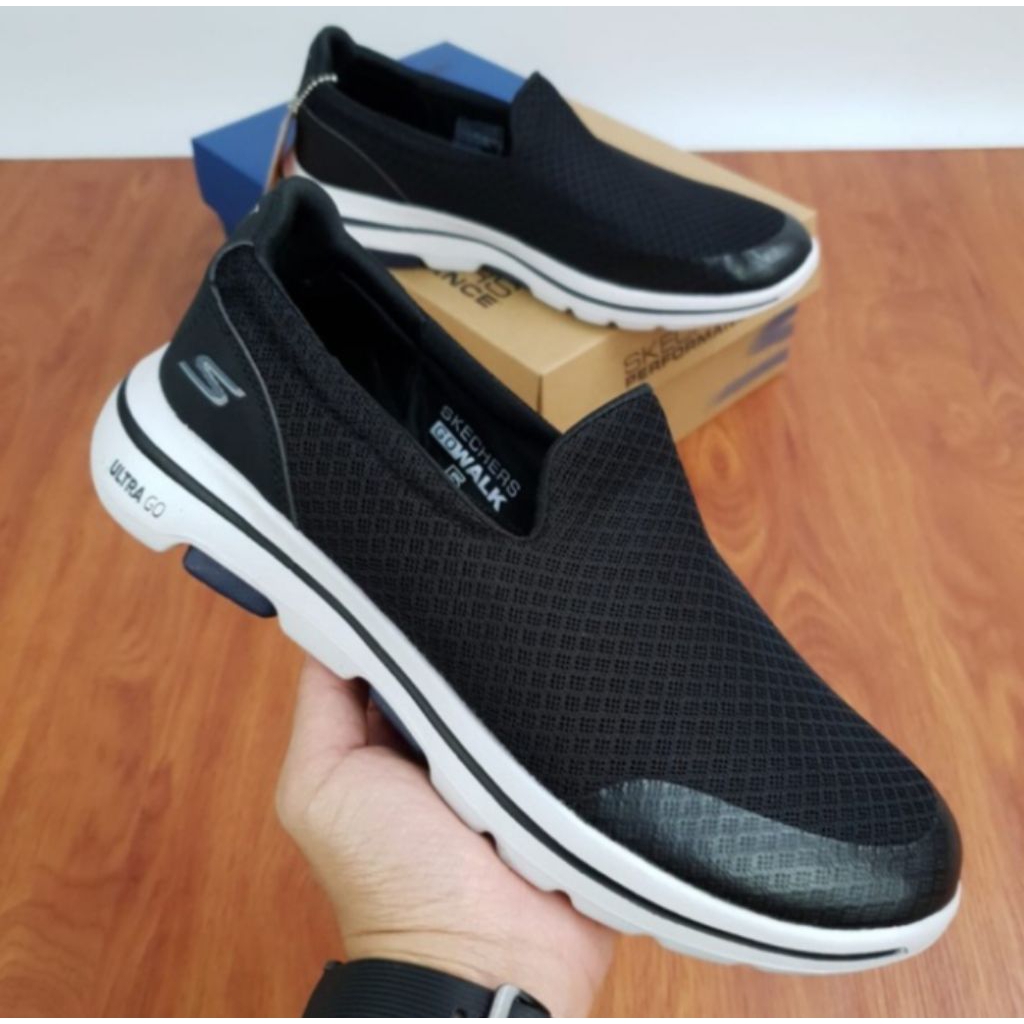 Sepatu Skechers Gowalk 5 Men's/Sepatu Skechers Gowalk Slip On