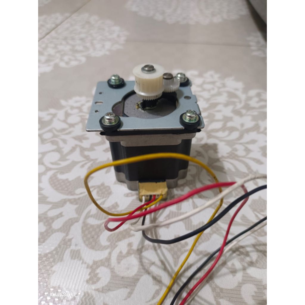 Stepping Motor Nema 23 STP-59D3023 Shinano Kenshi Bipolar 4Wire