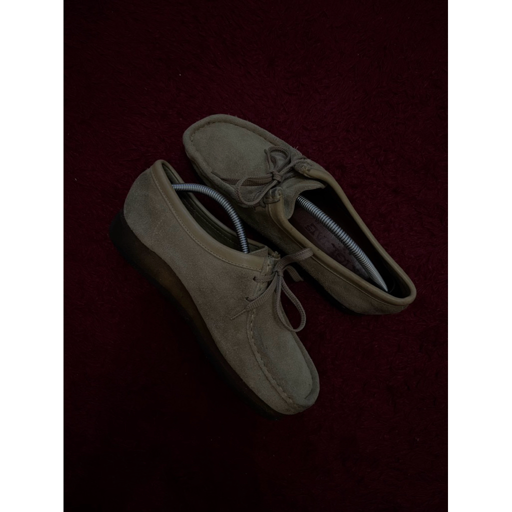 CLARKS WALLABEE MAPLE
