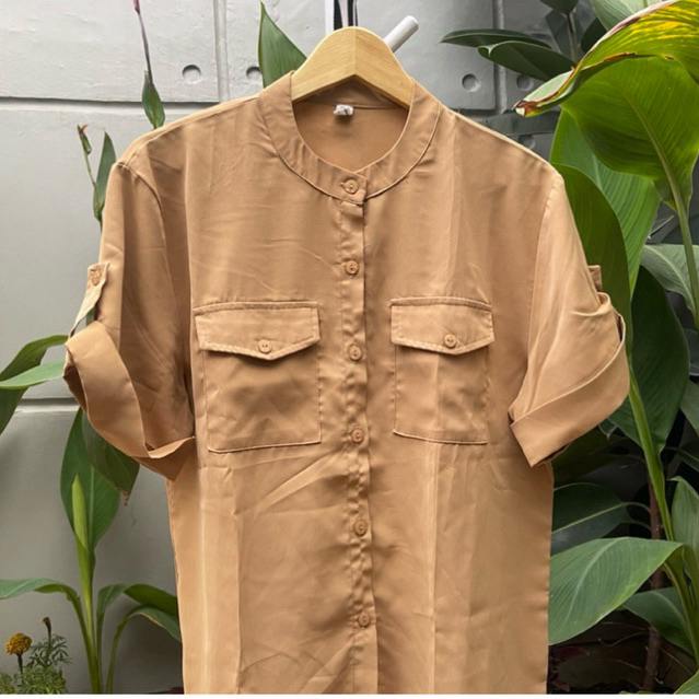 Kemeja Silk Wanita basic Jumbo Moka