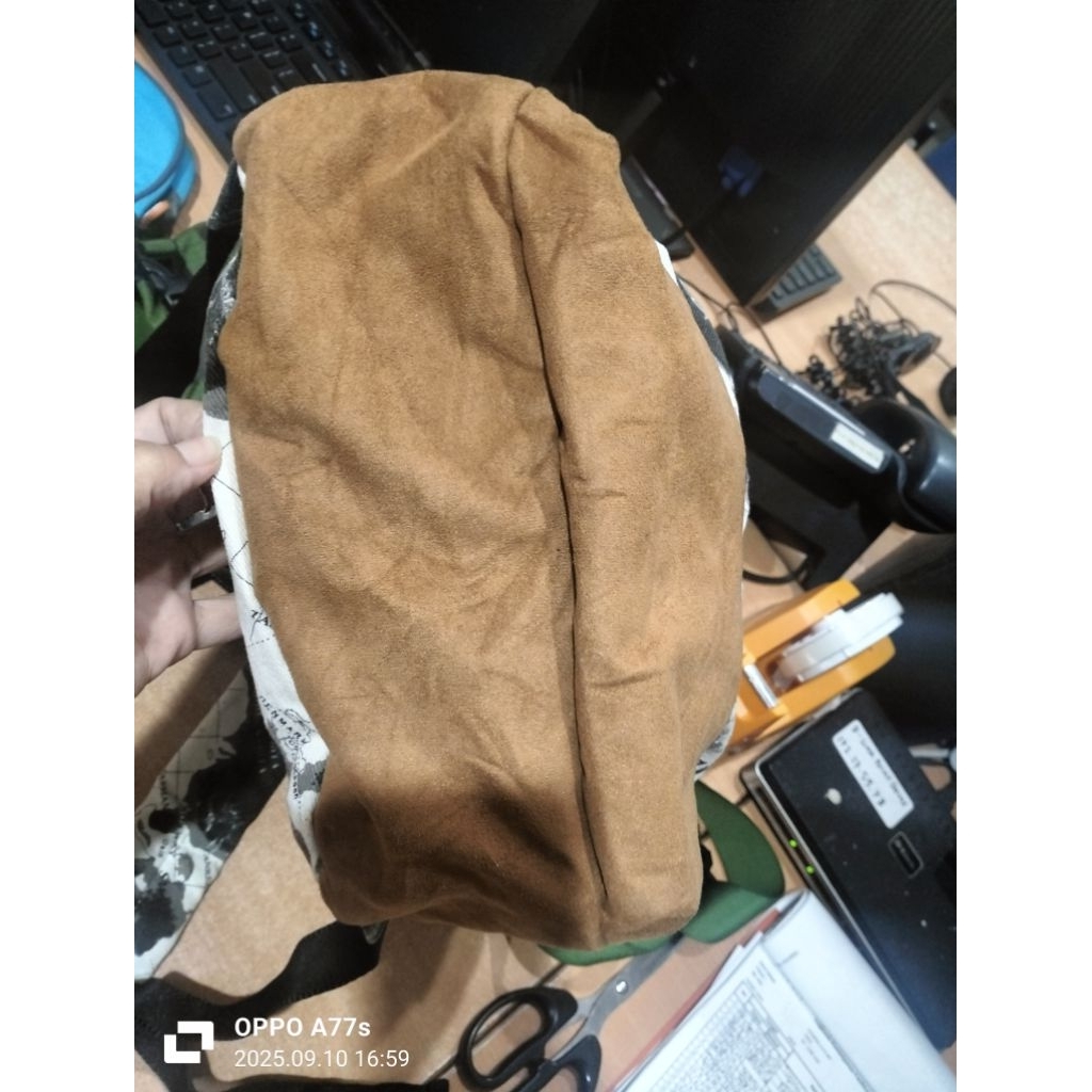 Preloved Tas Ransel anak mewah brand Mareart like new gambar peta mulus no minus