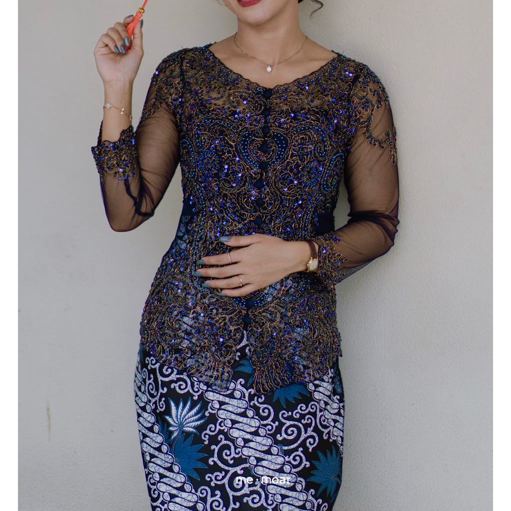 PRELOVED KEBAYA WISUDA FULL PAYET SABRINA NAVY BLUE