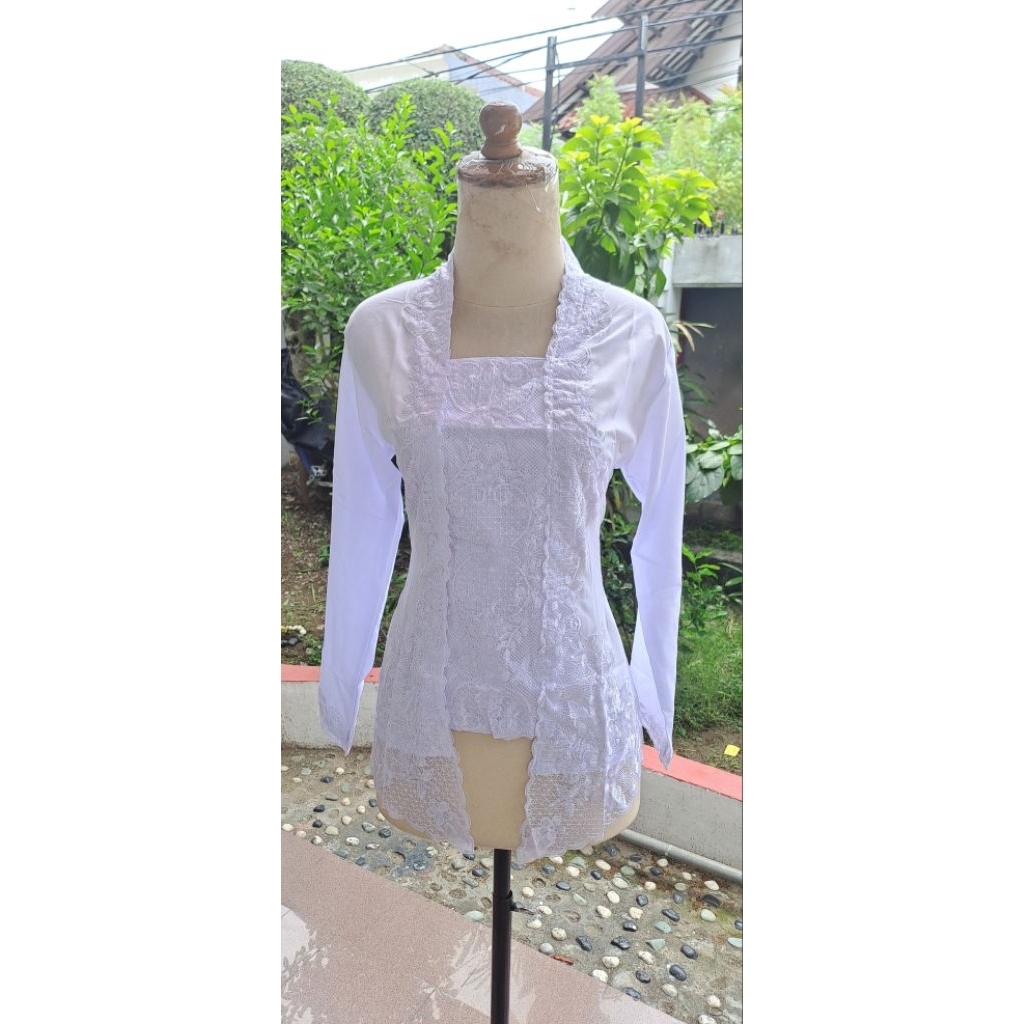 Kebaya katun bordir / kebaya bordir putih / atasan kebaya kutubaru / baju kebaya katun putih