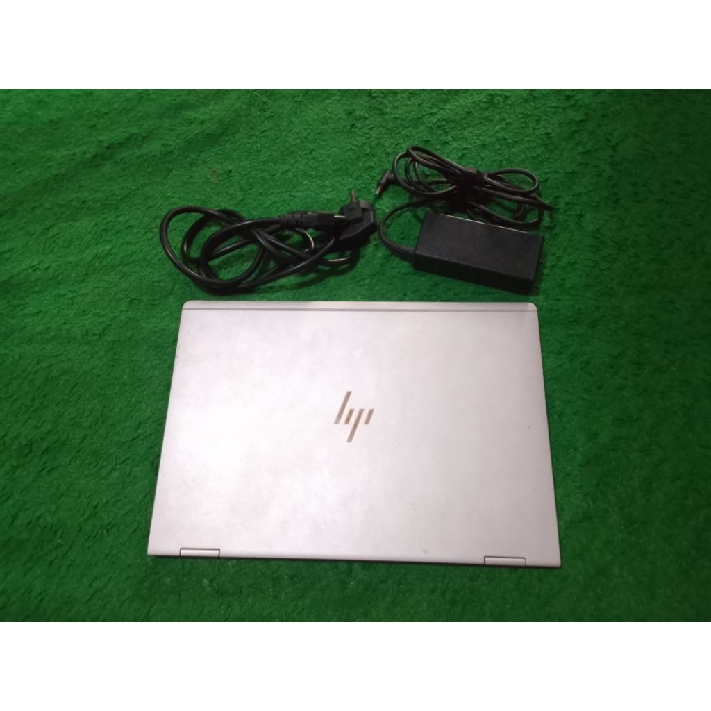 2 LAPTOP HP ELITEBOOK 1030 & 840