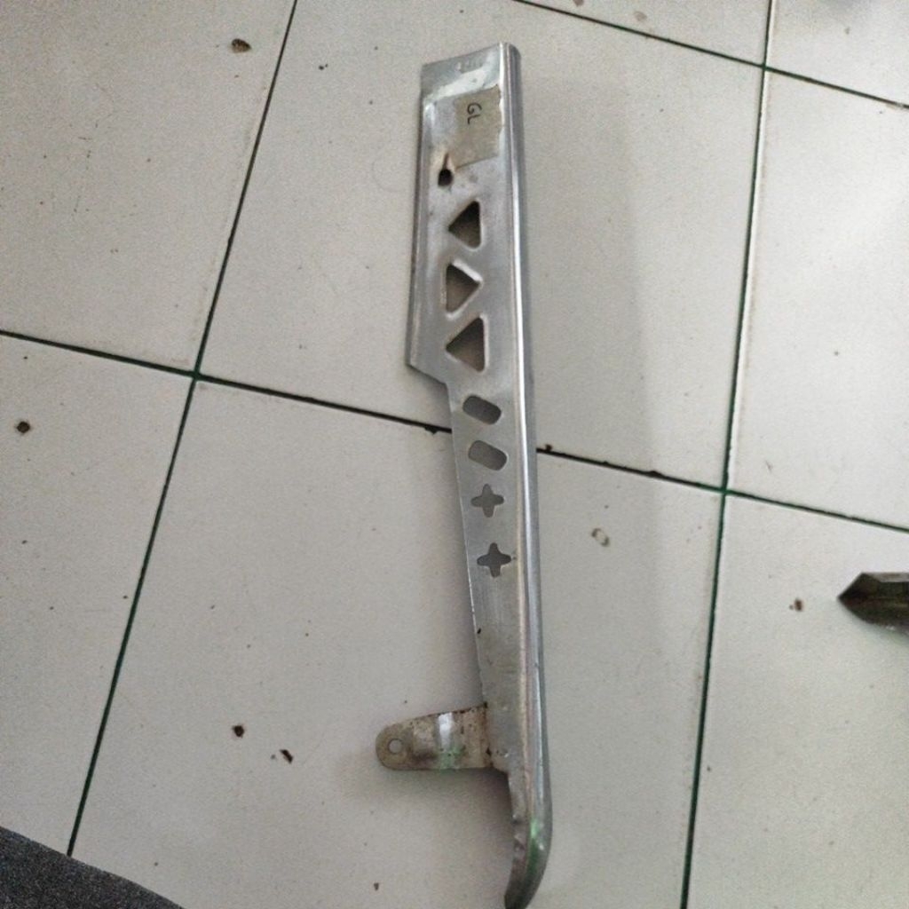 Tutup Rantai Rante Ketengkas Honda GL 100 CB
