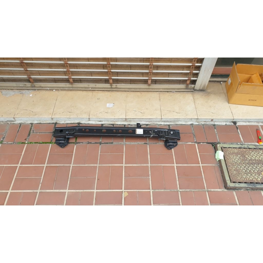 Panel Bullhead Tengah Asli Mitsubishi Xpander Xpander Cross 2017 2021