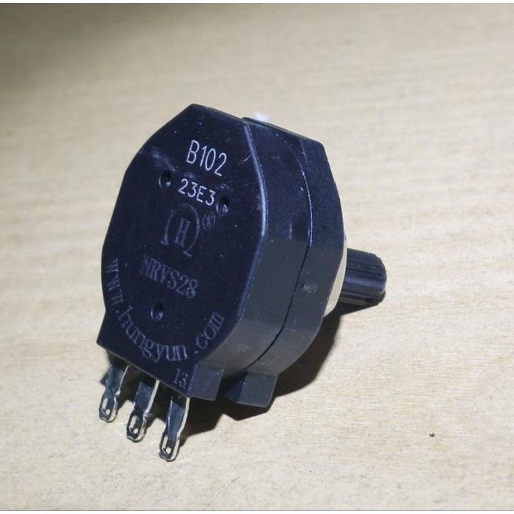 POTENSIO B102 RVP28 1K