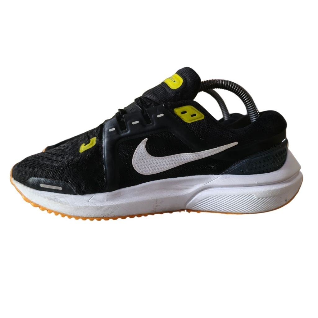 SEPATU SEKEN_AIR ZOOM VOMERO 16 - 40.5