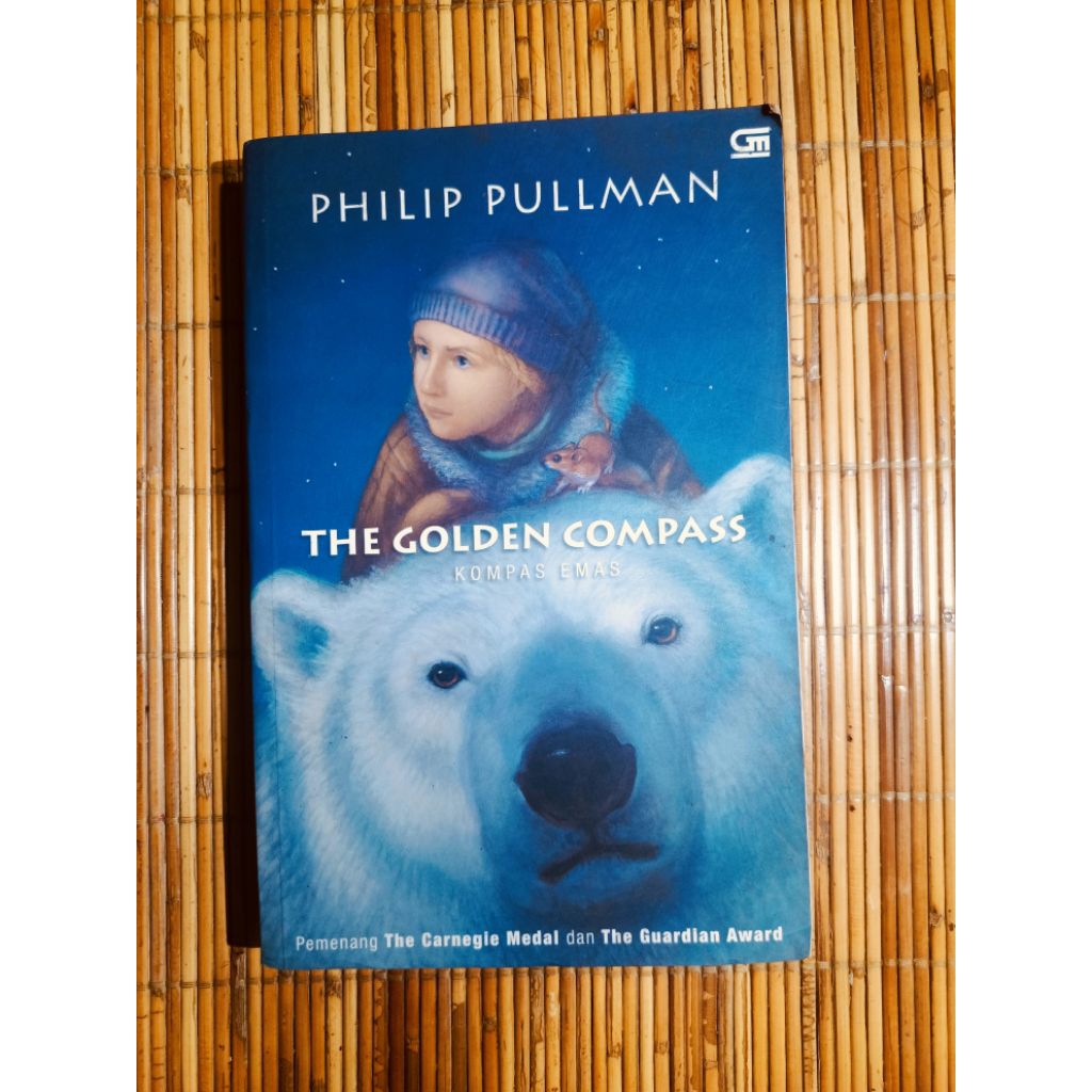 Novel Original The Golden Compass (Preloved)