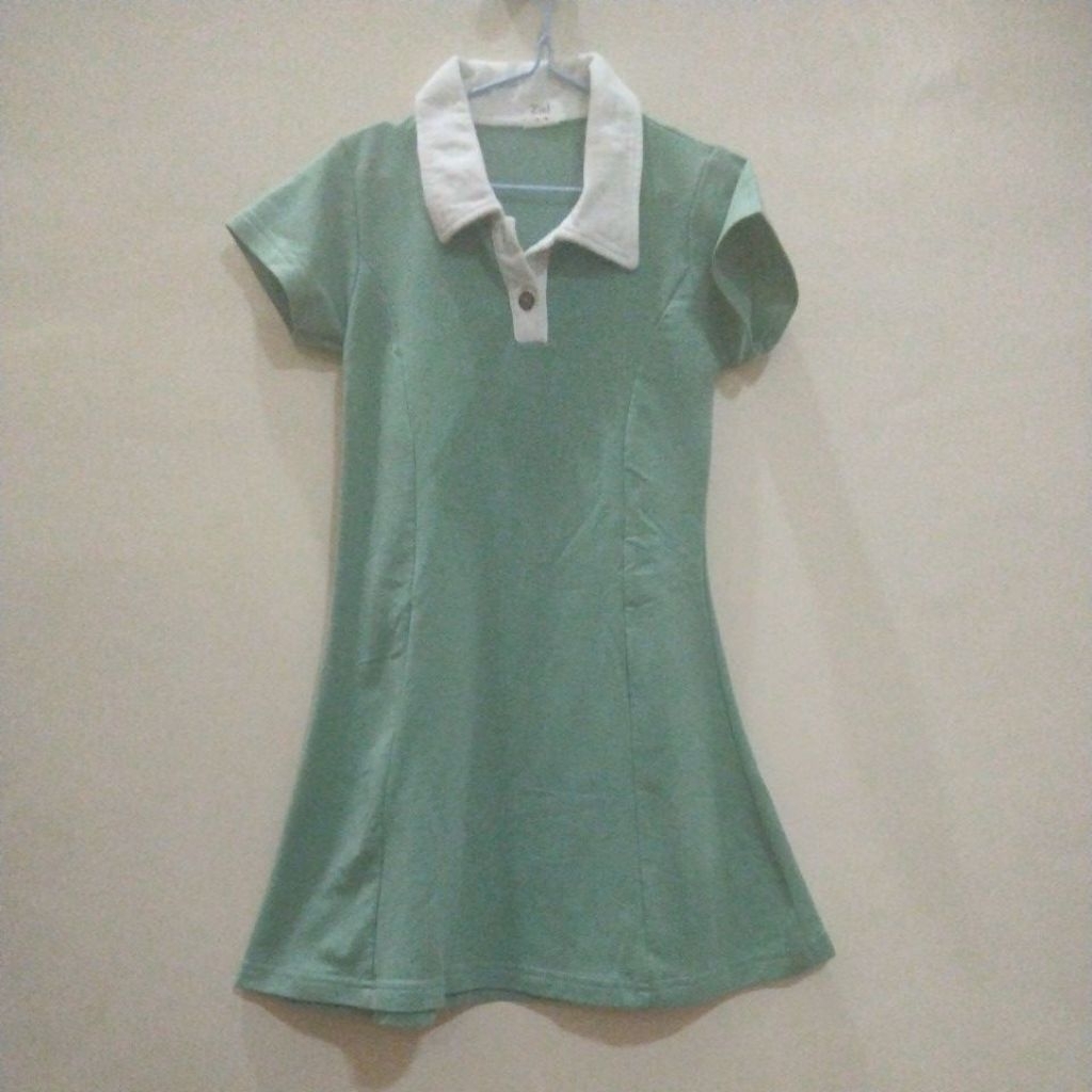 Dress anak perempuan Sage Green bekas pemakaian pribadi