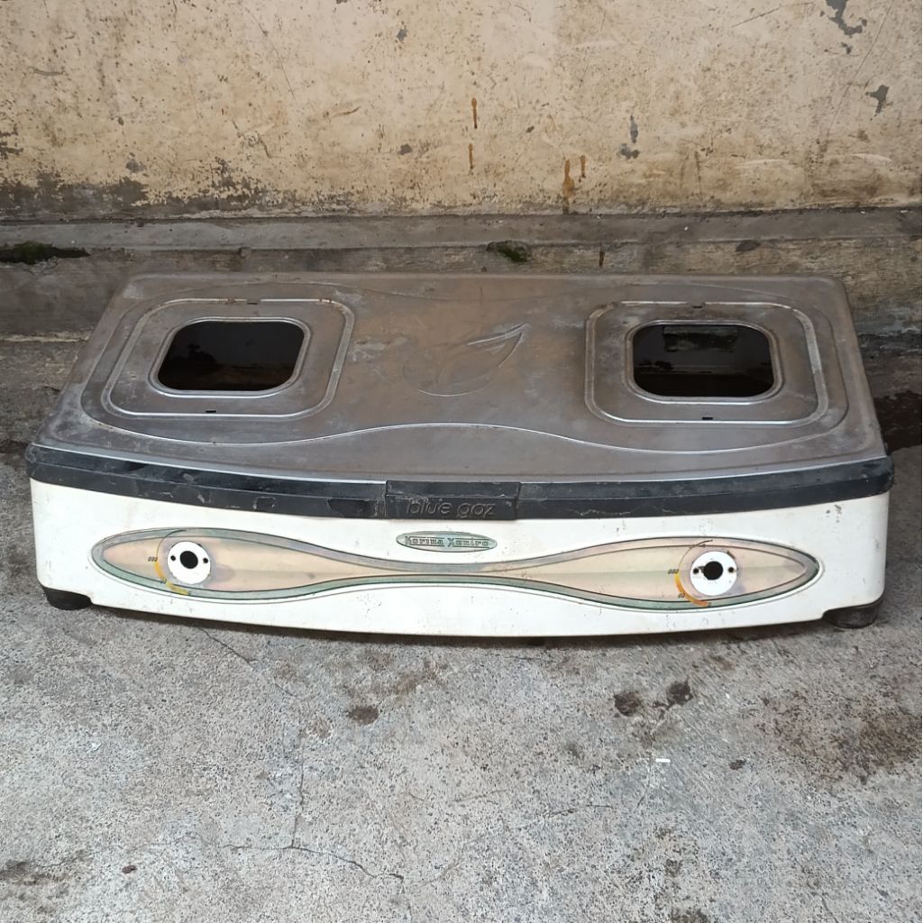 bodi kompor gas korina xentro BEKAS