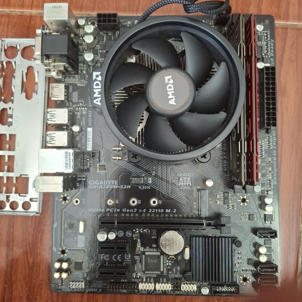 PAKETAN RYZEN 5 2400g
