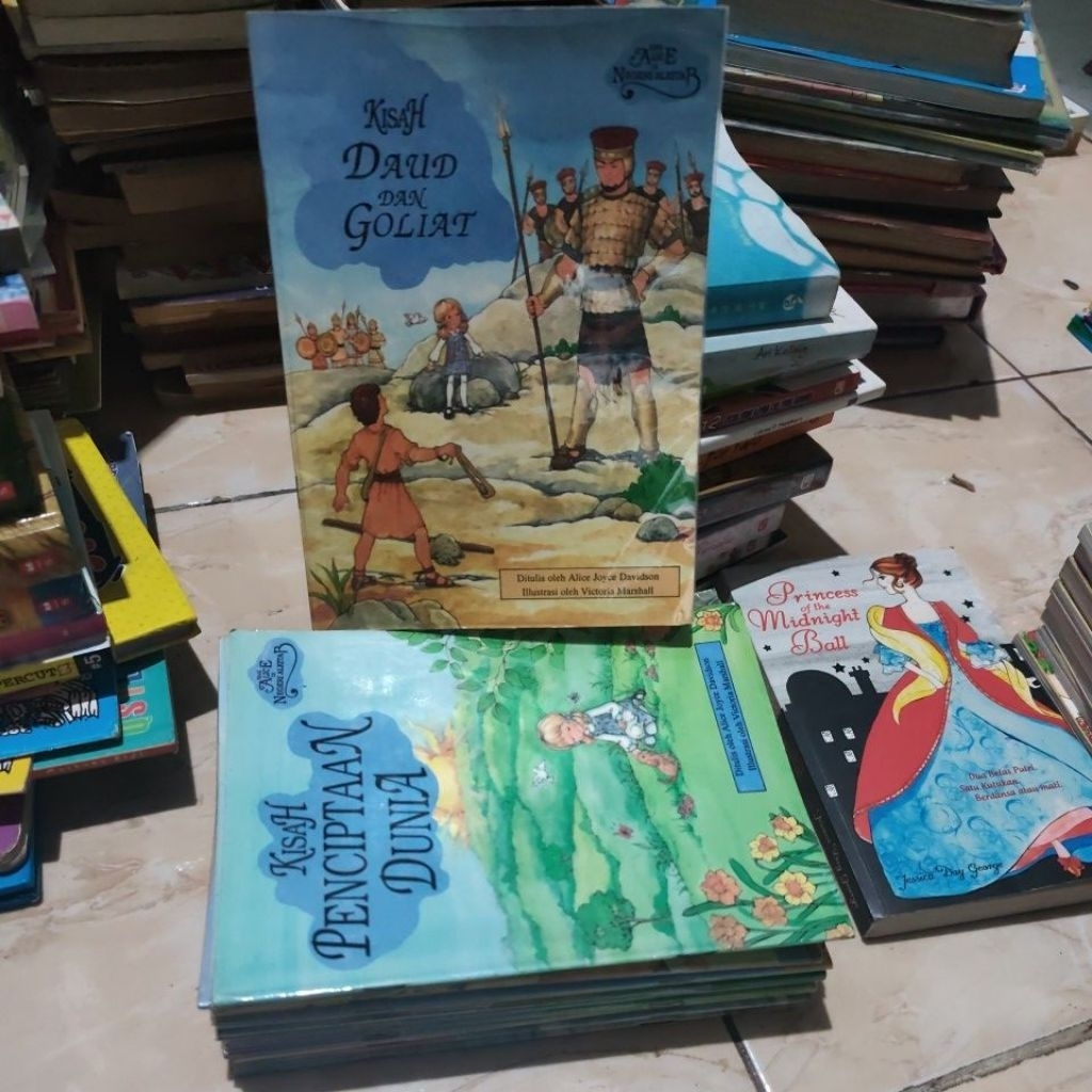 Buku Anak kristiani Langka Alice di negeri alkitab original