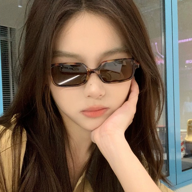 Kacamata Hitam Persegi Panjang Korea Pria Wanita Bingkai Kecil Komputer Kacamata Anti Radiasi